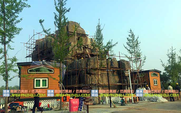 哪些是影響塑石假山制作價格的因數(shù)幫您選擇靠譜塑石假山廠家