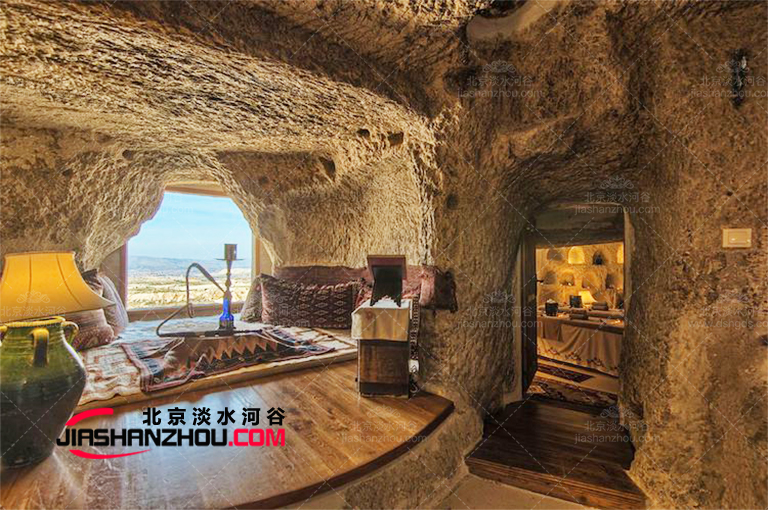 人造洞穴咖啡廳創新設計品味不一樣的意式風情